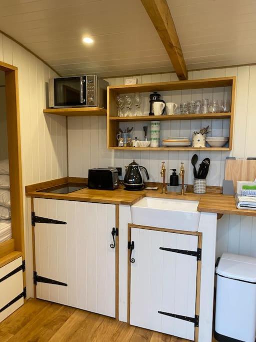 The Hereford Hut, Charming 1 Bedroom Shepherds Hut Callow Exterior foto